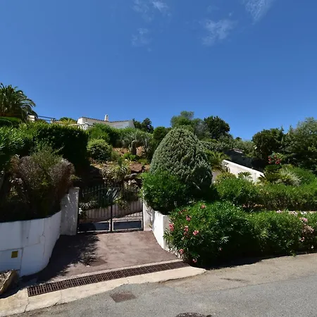Lei Sambro, Familienfreundlich, Pool Und Toller Meerblick, Ruhig Gelegen Holiday home Saint Aygulf