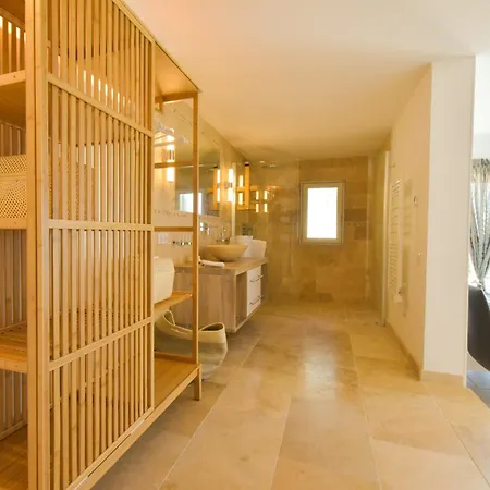 Lei Sambro, Familienfreundlich, Pool Und Toller Meerblick, Ruhig Gelegen Holiday home