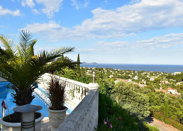 Lei Sambro, Familienfreundlich, Pool Und Toller Meerblick, Ruhig Gelegen By Riviera Homelife Holiday home