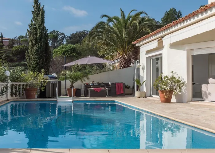 Lei Sambro, Familienfreundlich, Pool Und Toller Meerblick, Ruhig Gelegen By Riviera Homelife Holiday home *