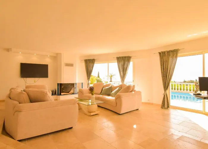Lei Sambro, Familienfreundlich, Pool Und Toller Meerblick, Ruhig Gelegen By Riviera Homelife Saint Aygulf