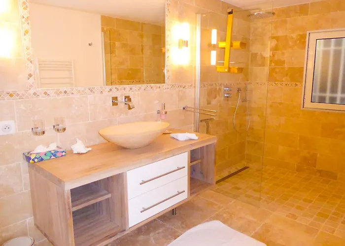 Lei Sambro, Familienfreundlich, Pool Und Toller Meerblick, Ruhig Gelegen By Riviera Homelife *